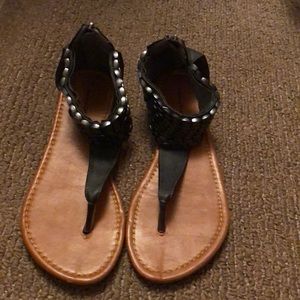 8.5 charming Charlie sandals